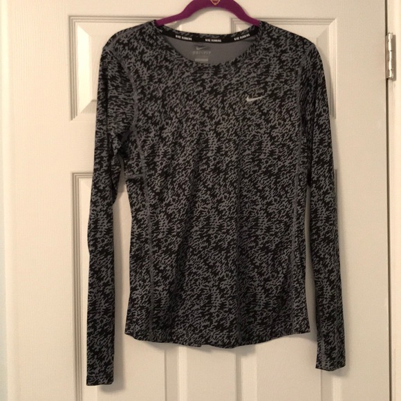 Nike Tops - Nike top